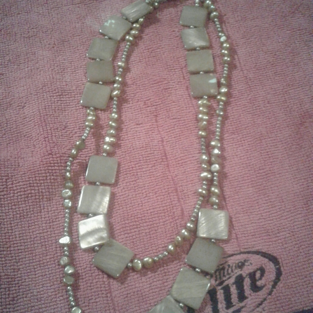 Pretty necklace